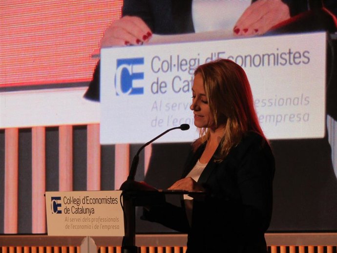 La consellera de Economia y Hacienda de la Generalitat, Natlia Mas