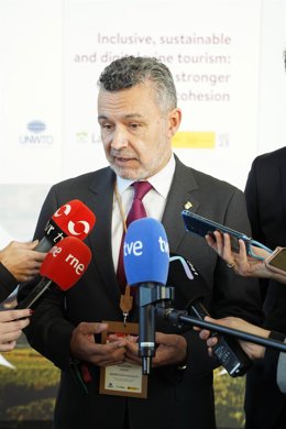 El alcalde de Logroño, Conrado Escobar