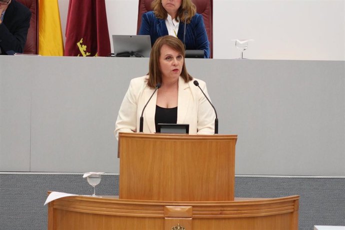 La diputada regional, María Dolores Martínez Pay