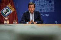Almeida afirma que debería "avergonzar" a todos los ciudadanos que la UE ponga "la lupa" sobre España por amnistía