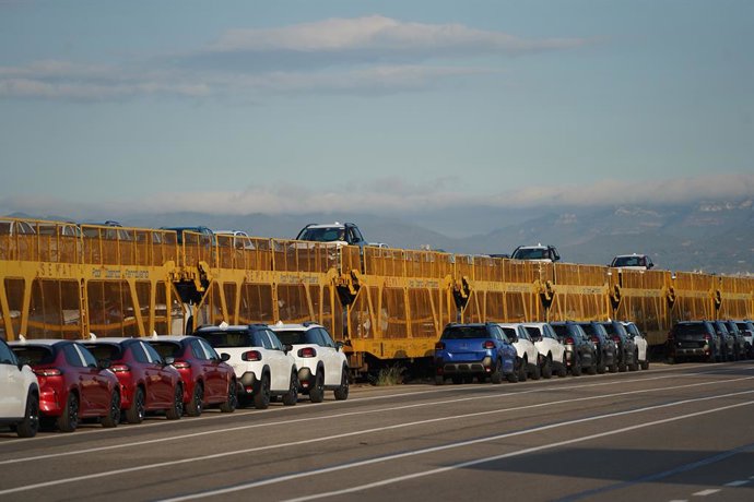 Archivo - Vehicles al Port de Tarragona