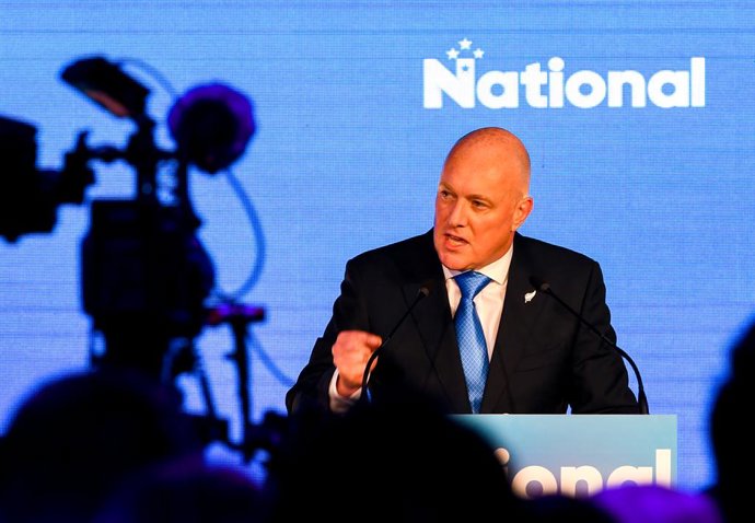 Archivo - AUCKLAND, Oct. 15, 2023  -- New Zealand's National Party's leader Christopher Luxon addresses his supporters in Auckland, New Zealand, Oct. 14, 2023. New Zealand's National Party wins the general election, with the Labor Party to step down aft