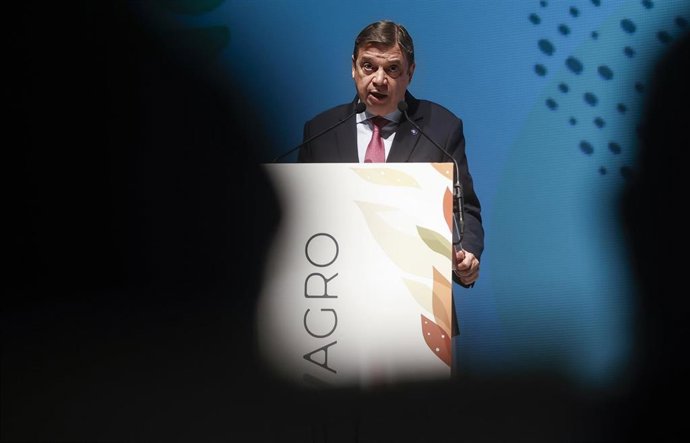El ministro de Agricultura, Pesca y Alimentación, Luis Planas, interviene durante el II Encuentro Internacional Renowagro