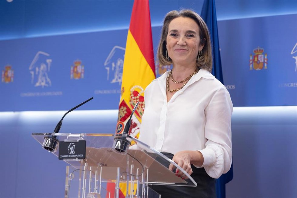 La portavoz del PP en el Congreso y secretaria general del partido, Cuca Gamarra, ofrece una rueda de prensa en el Congreso de los Diputados, a 21 de noviembre de 2023, en Madrid (España). Durante la rueda de prensa, Gamarra ha abordado cuestiones de ac