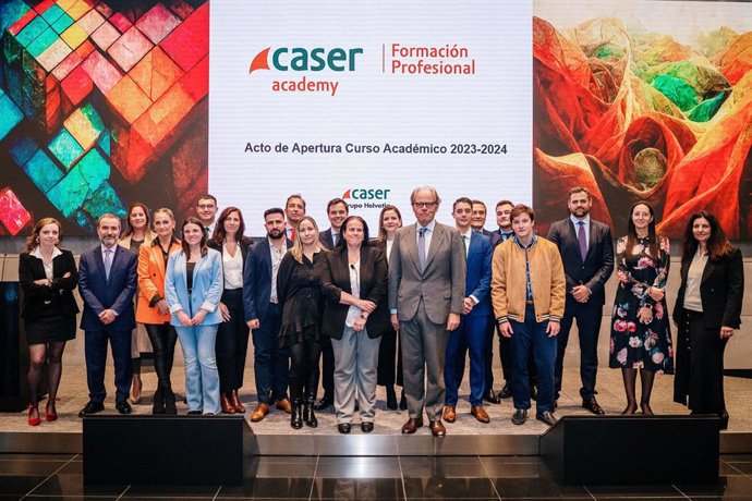 Apertura del curso académico de Caser Academy.