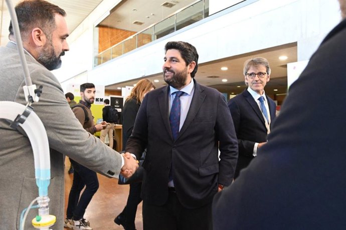 El presidente del Gobierno autonómico, Fernando López Miras, durante la inauguración del foro de inversores 'Waykup Murcia Startup Region'