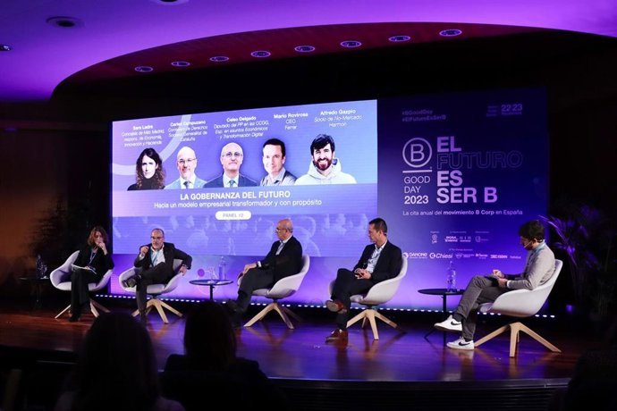 Una de las sesiones en la ha participado el conseller de Derechos Sociales de la Generalitat, Carles Campuzano