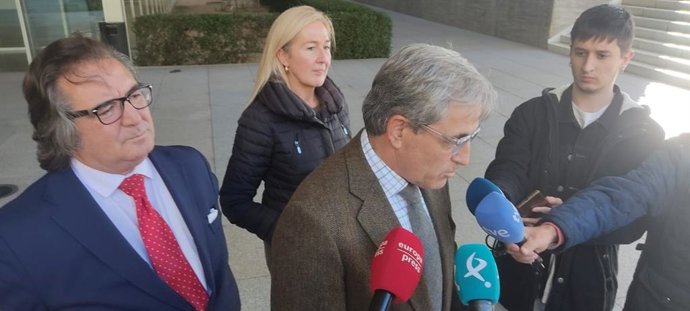 El consejero de Gestión Forestal y Mundo Rural, Ignacio Higuero, atiende a los medios