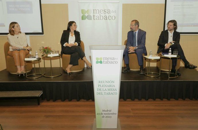 Reunión Plenaria de la Mesa del Tabaco en Madrid