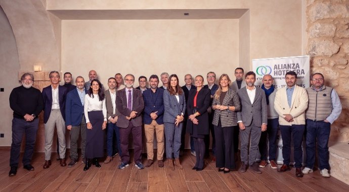 Formación, contratación internacional e incentivos, claves del programa de empleabilidad de la Alianza Hotelera.