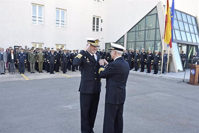 Relevo del mando de la operación Atalanta en un acto celebrado en la Base de Rota por los 15 años de inicio de esta misión naval de la UE.