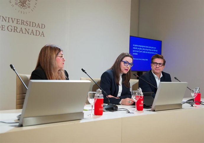 Presentación de 'La caja negra del fracaso escolar. Análisis de las trayectorias de éxito/fracaso escolar en Secundaria Obligatoria desde la perspectiva de las relaciones afectivo sexuales adolescentes en la actual sociedad andaluza digital'