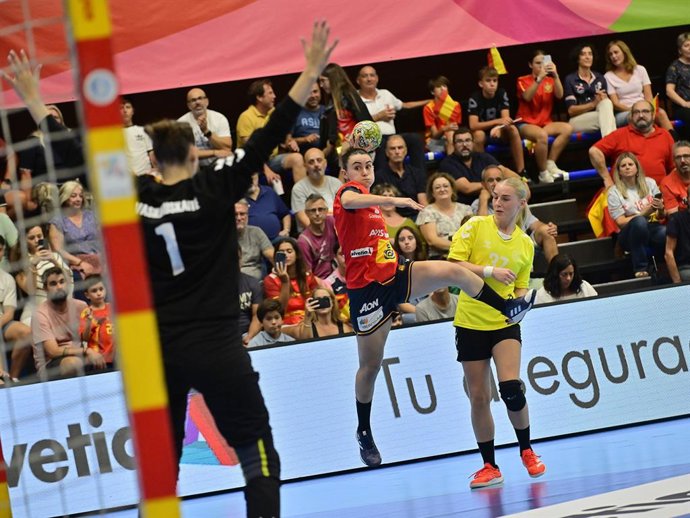 Archivo - La selección española femenina de balonmano, Guerreras
