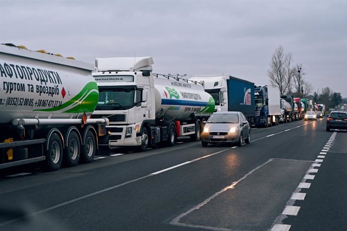 November 19, 2023, Ukraine - Poland: UKRAINE-POLAND - NOVEMBER 19, 2023 - ADR trucks carrying flammable substances are blocked at the Rava-Ruska-Hrebenne checkpoint as part of a protest by Polish carriers at three checkpoints, Ukrainian - Polish border