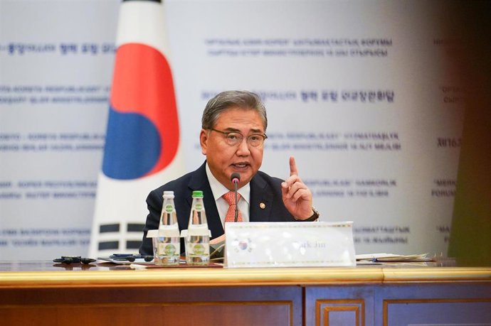 El ministro de Exteriores de Corea del Sur, Park Jin