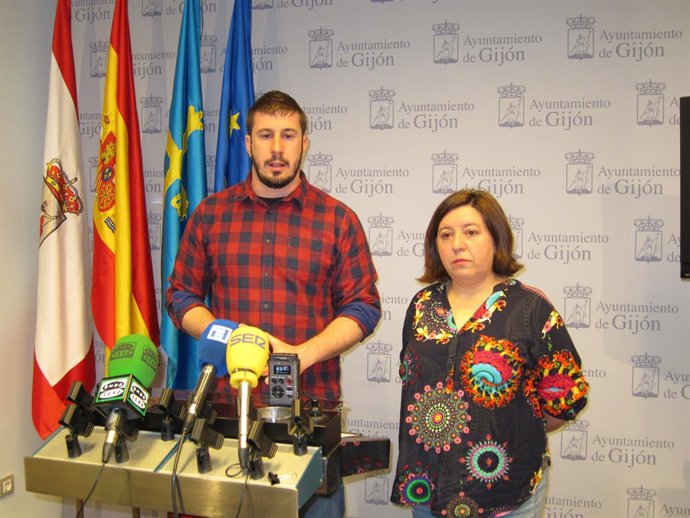 Archivo - El presidente de la Federación de Asociaciones de Vecinos de la Zona Urbana de Gijón (FAV), Adrián Arias.