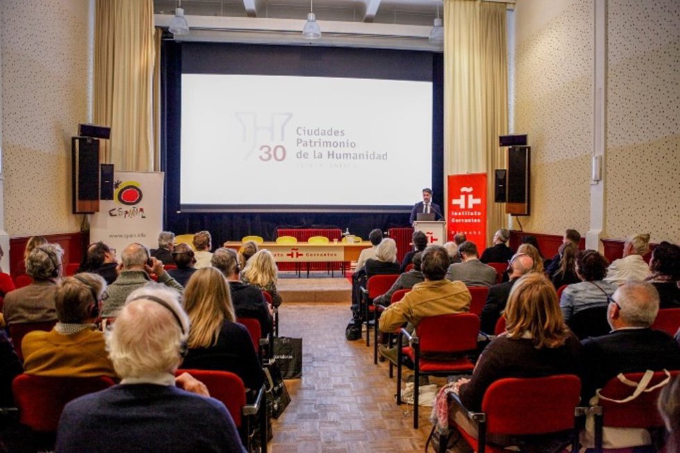 Ciudades Patrimonio y Paradores promocionan su oferta turística y cultural en Países Bajos.