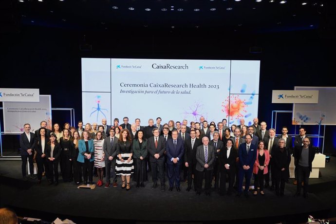 Imagen del acto de entrega de ayudas a 33 proyectos de investigación en biomedicina y salud que se llevarán a cabo en centros de investigación, hospitales y universidades de España y Portugal