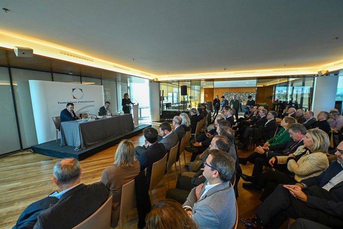 La consellera de Territori de la Generalitat, Ester Capella, al Cercle d'Infraestructures