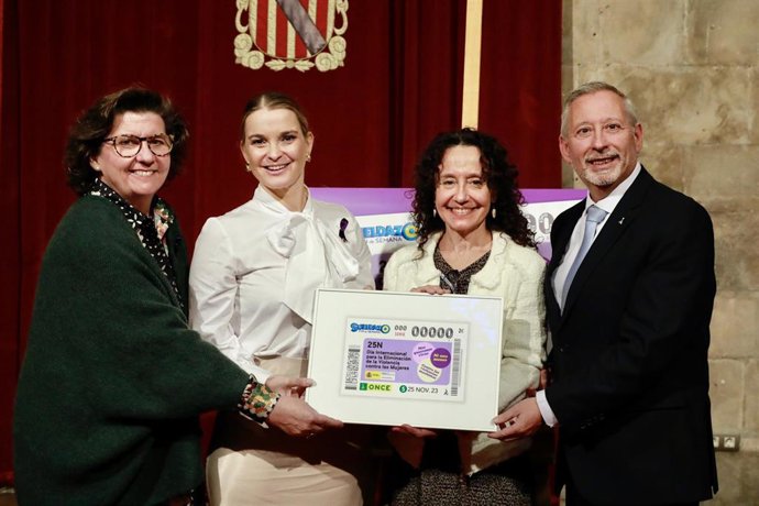 Catalina Cirer, Margalida Prohens, Alejandra Luque Y Antonio Toledo.