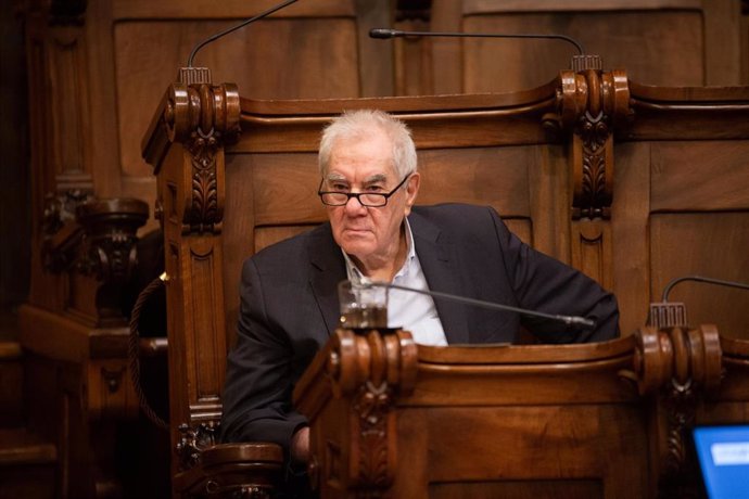 Archivo - El líder de Esquerra Republicana de Catalunya, Ernest Maragall, en el pleno del Ayuntamiento de Barcelona en una imagen de archivo.