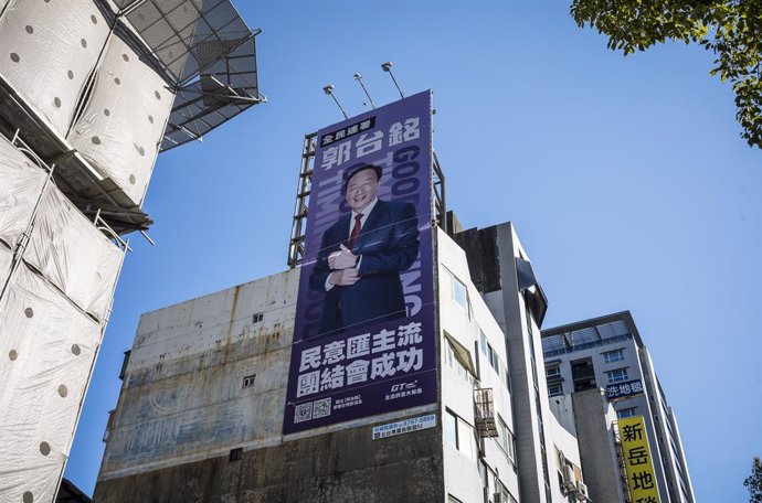 November 22, 2023, Taipei, Taipei, Taiwan, China, Republic of China: Foxconn founder Terry Gou election banner  in Taipei, Taiwan on 22/11/2023 The opposition to the ruling DPP party is trying to field a joint candidate, but talks on the subject have fail