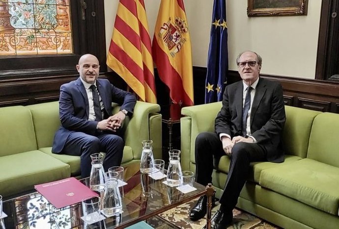 Reunió del delegat del Govern central a Catalunya, Carlos Prieto, i el defensor del poble Ángel Gabilondo