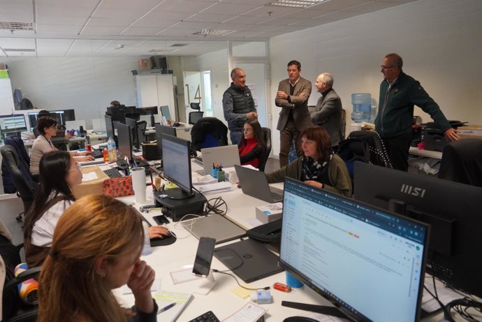 El candidato socialista a la Presidencia de la Xunta, José Ramón Gómez Besteiro, en el Porto do Molle