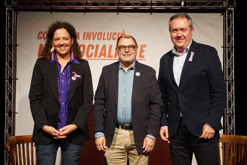 (I-D) La Secretaria General De La FSM, Catalina Cladera, El Secretario De Organización Del PSIB-PSOE, Cosme Bonet, Y El Secretario Del PSOE De Andalucía, Juan Espadas, Abren La Escuela De Otoño Antoni Alemany