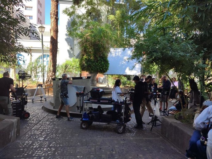 Tenerife acoge la grabación de la serie alemana 'Forever summer', una producción que se estrenará en otoño de 2024 en el primer canal de la televisión pública alemana ARD y cuya audiencia se estima en 5 millones de espectadores por capítulo