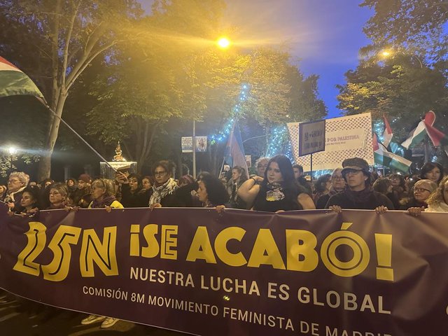 Arranca La Segunda Manifestación Por El 25n En Madrid Al Grito De Aquí Estamos Las Feministas 3899