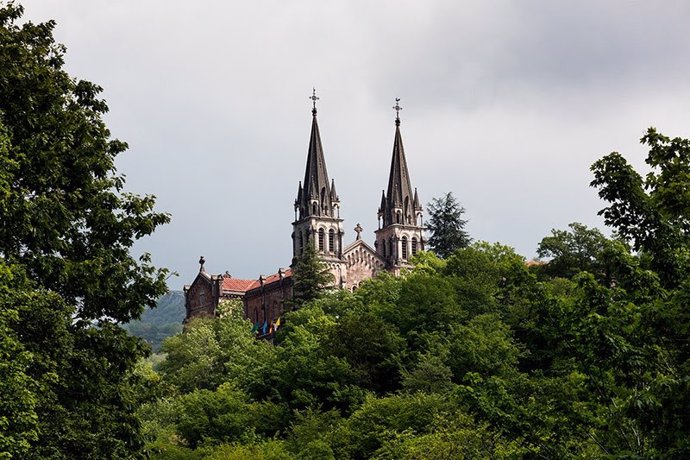 El santuario de Covadonga