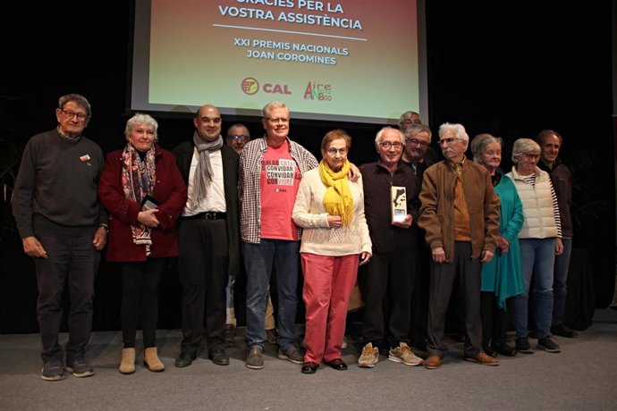Acto de entrega de los Premis Joan Coromines que otorga la Coordinadora d'Associacions per la Llengua Catalana (CAL) y la entidad Aire Nou de Bao