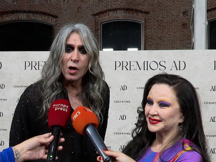 ALASKA Y MARIO VAQUERIZO