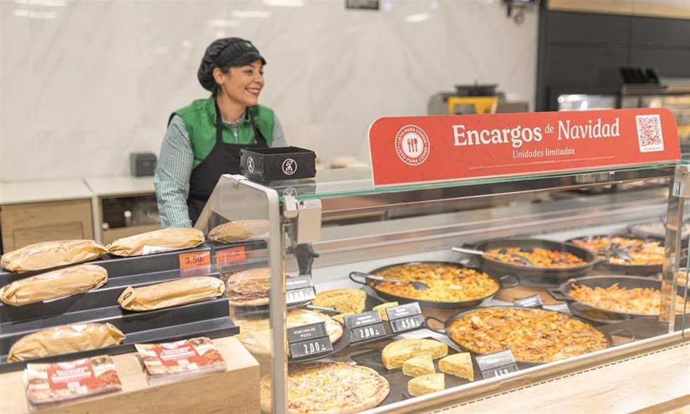 Surtido de encargos de Navidad en Mercadona.