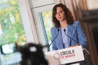 Ayuso cree que Cercanías tiene "secuestrados a los madrileños en su día a día" y pide al Gobierno hacer "sus deberes"