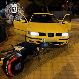 Detenida una pareja de ladrones tras una persecución policial por las calles de Canillas