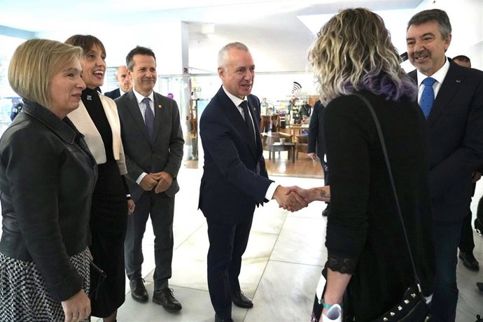 El Lehendakari, Iñigo Urkullu, llega a Bizkaia Aretoa de Bilbao, para participar en el acto '44 proyectos que multiplican conexiones' de la UPV/EHU