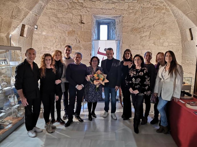 La Danza Y La Profesión De Bailarín Caminan Hacia Su Extinción En España