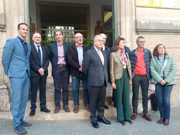 Patronales, sindicatos y agentes sociales reclaman la eliminación de la regla de minimis.