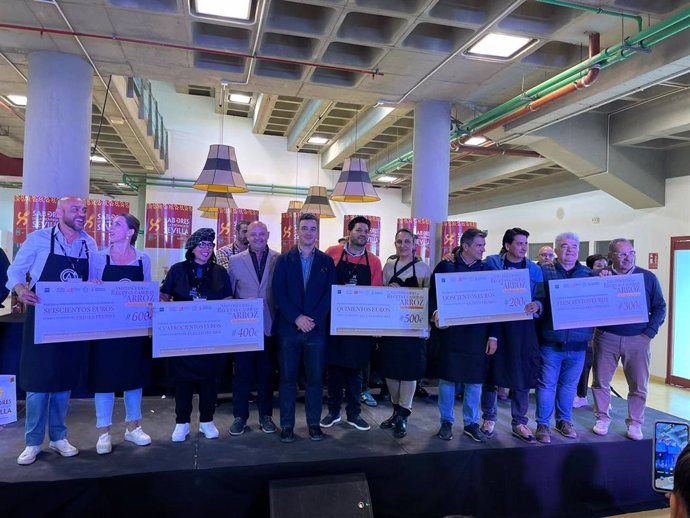 Entrega de premios del Concurso de Recetas Caseras de Arroz, organizado por la Diputación de Sevilla en Dos Hermanas.