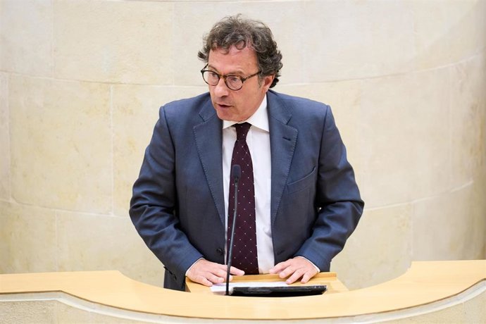 Archivo - El consejero de Desarrollo Rural, Ganadería, Pesca y Alimentación del Gobierno de Cantabria, Pablo Palencia