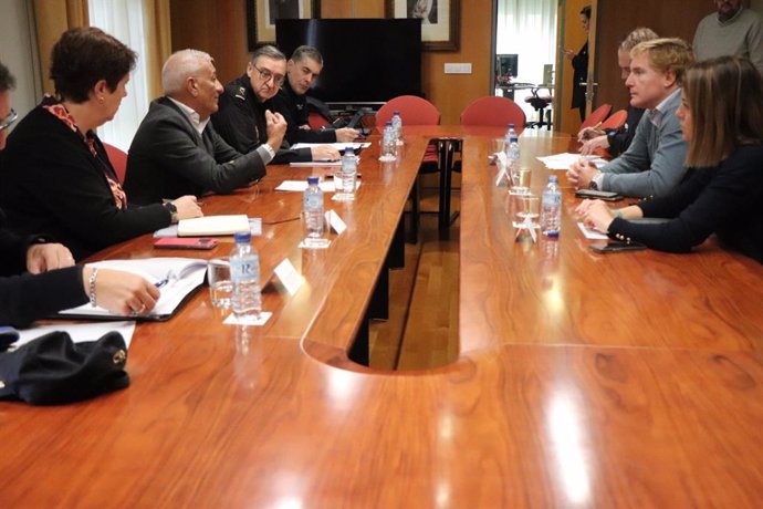 Reunión entre la Delegación del Gobierno y el Ayuntamiento de Badajoz