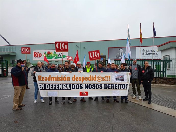 Protesta en Lugo de trabajadores de Transleche