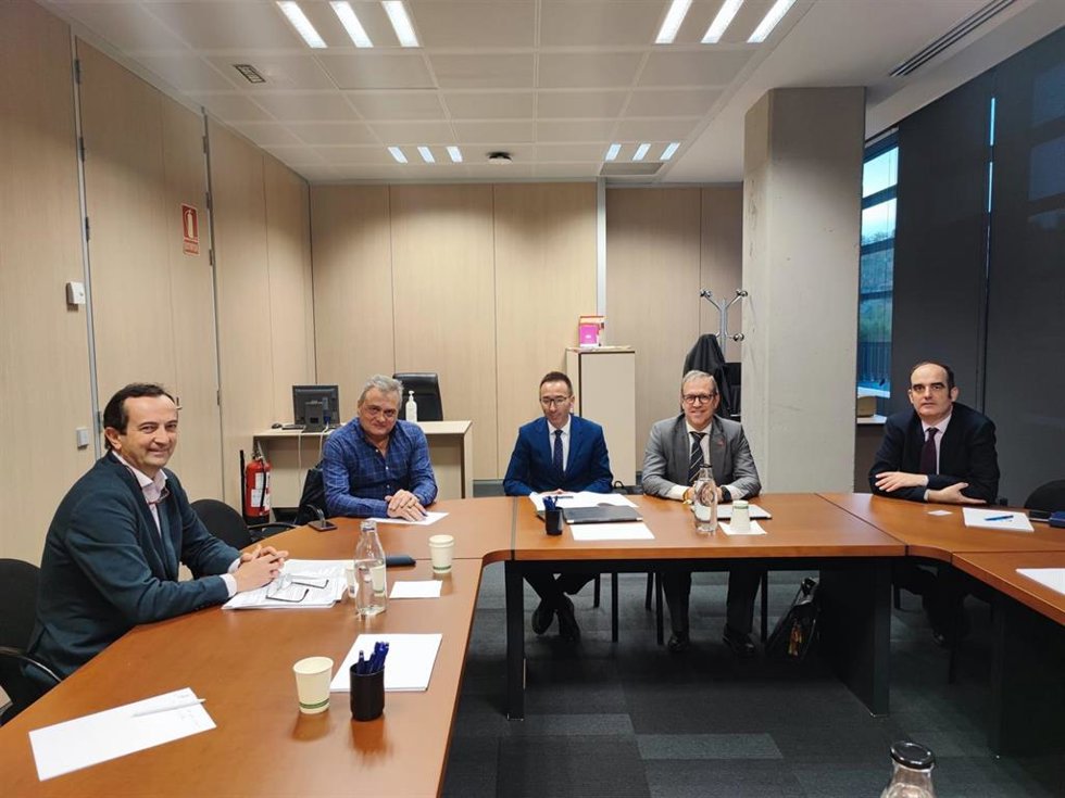 Reunión de Seguimiento para la recolocación de los desempleados de la empresa Higly Marelli.