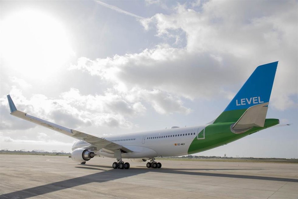 Archivo - Un avión de Level