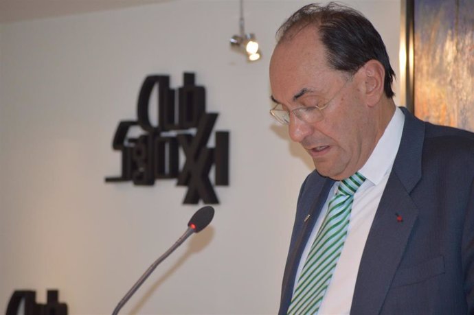 Archivo - Alejo Vidal-Quadras, Vicepresidente del Parlamento Europeo interviene en el club siglo xxi