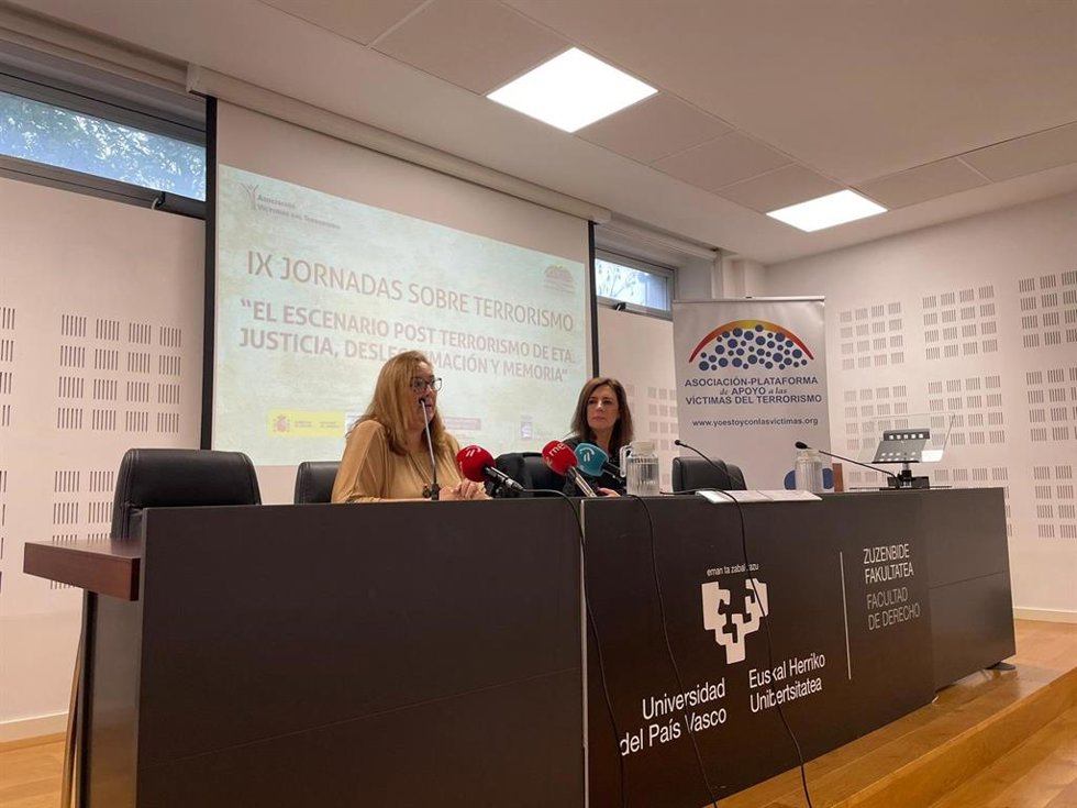 Maite Araluce y Mónica Muñoz