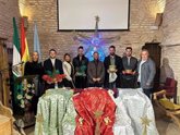 Foto: La Algaba (Sevilla) corona a sus Reyes Magos, encarnados por los tres hermanos Montiel Bazán