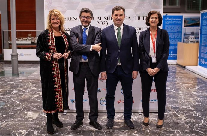 El Puerto de Huelva acoge la conferencia anual del 'Transporte Marítimo de Corta Distancia: eficiencia, sostenibilidad y conectividad al servicio de las cadenas logísticas marítimo-terrestres'.